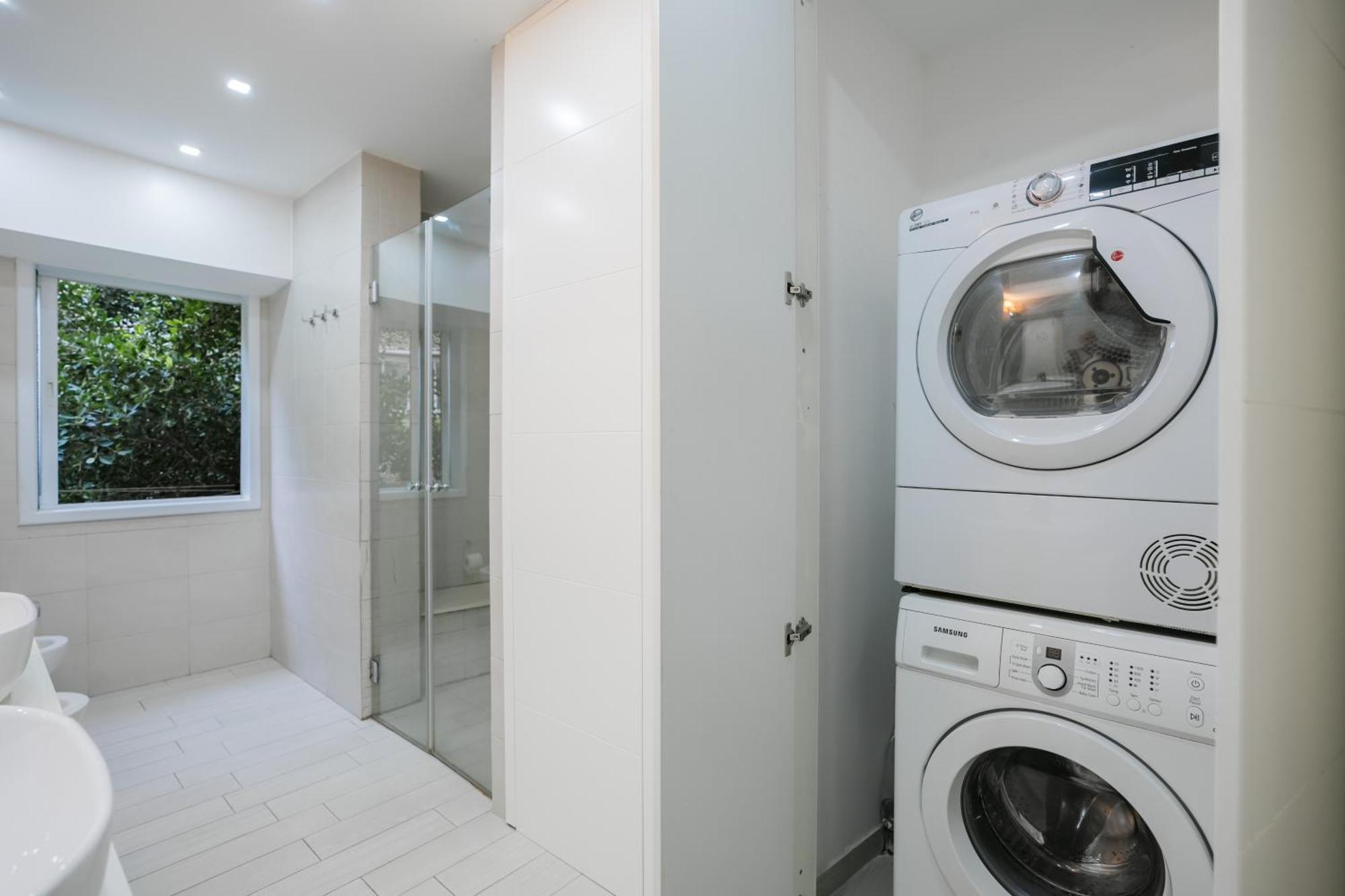 Jabotinsky Family Apartment *